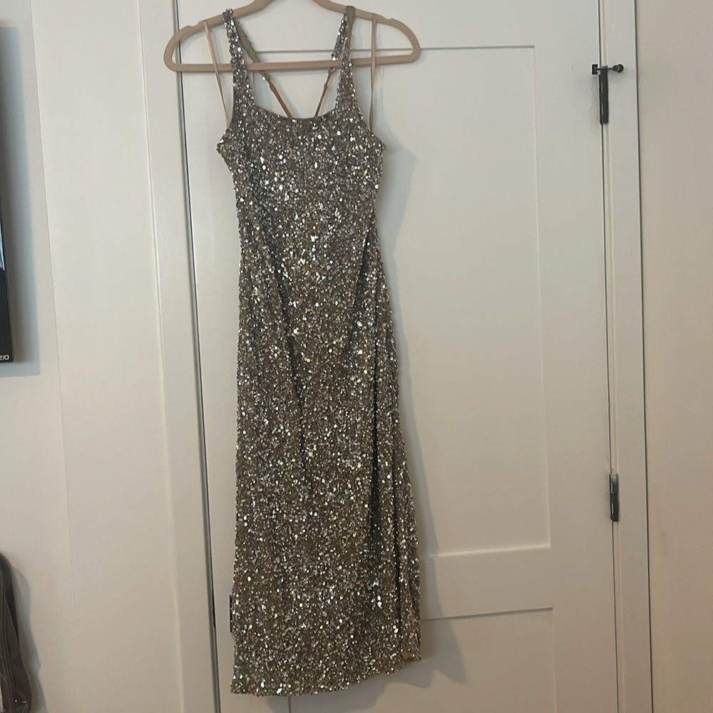 Parker Black Size 8 Sequin Dress